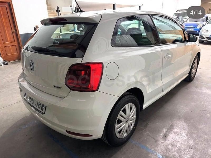 Usado VW Polo Edition 75 CV (55 kW) 2015 Blanco Berlina