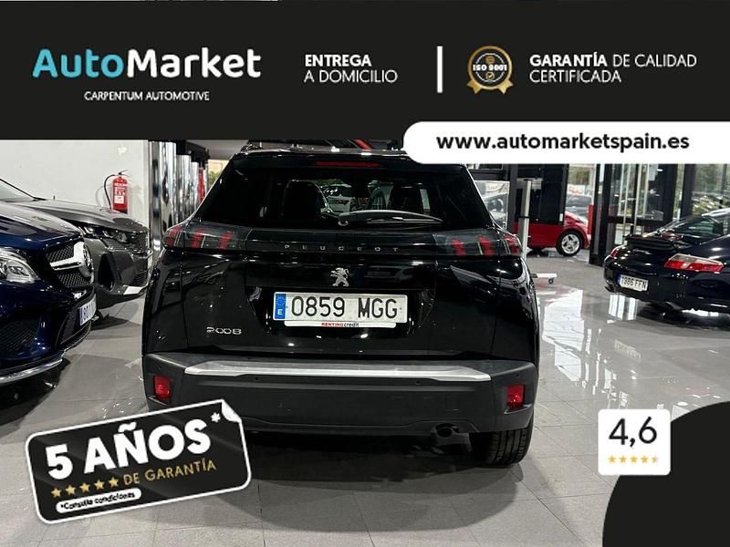 Usado Peugeot 2008 Allure 131 CV (96 kW) 2023 Gris SUV