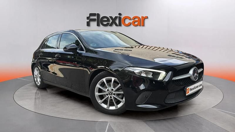 Usado Mercedes A180 116 HP (85 kW) 2019 Preto Sedan