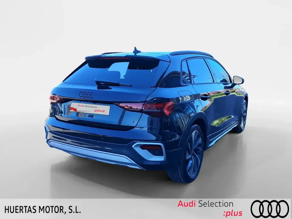 Usado Audi A3 Advanced Plus 204 CV (150 kW) 2026 Negro Berlina