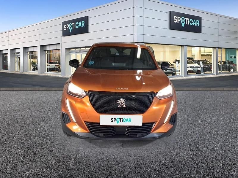 Usado Peugeot 2008 Active 100 CV (73 kW) 2023 Naranja SUV