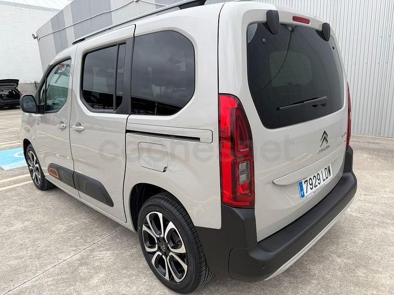 Usado Citroën Berlingo Shine 130 HP (95 kW) 2020 Bege Monovolume