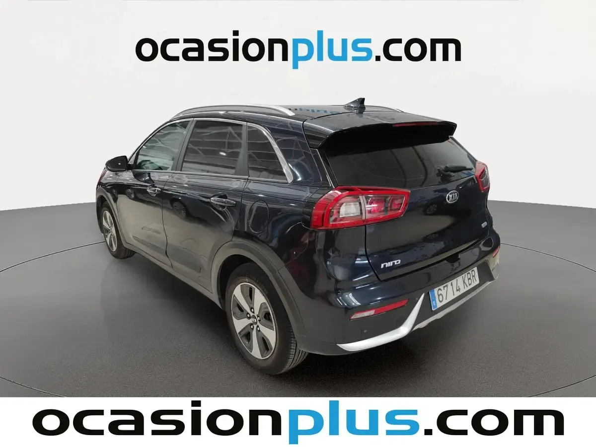 Usado Kia Niro 141 CV (103 kW) 2017 Negro SUV