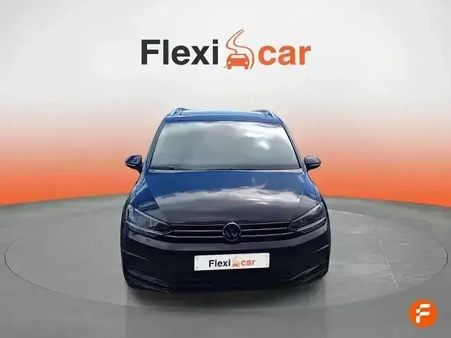 Usado VW Touran Advance 122 CV (89 kW) 2021 Negro Monovolumen