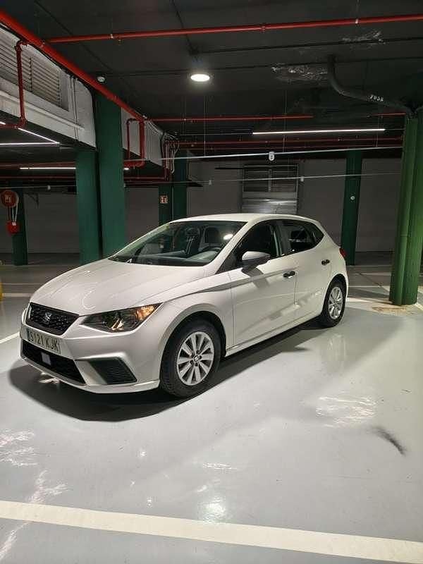 Usado Seat Ibiza Reference 94 CV (69 kW) 2018 Blanco Utilitario