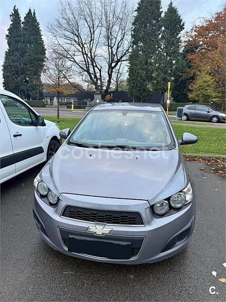 Usado Chevrolet Aveo LTZ 95 CV (69 kW) 2012 Gris / plata Berlina