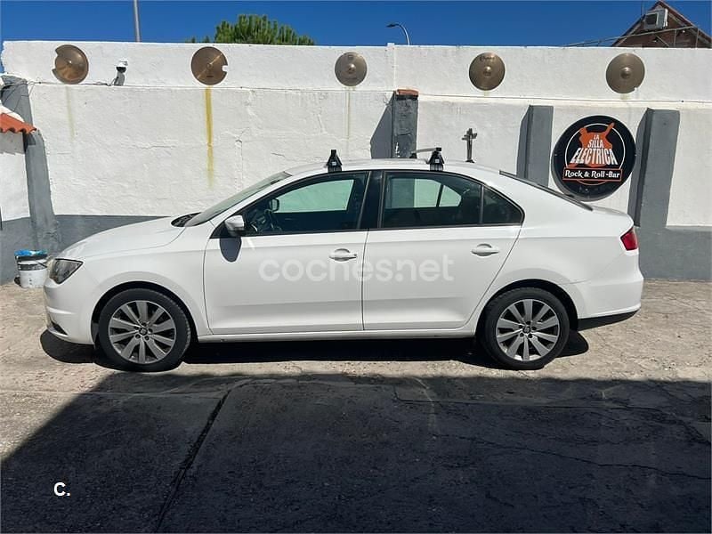 Usado Seat Toledo Style 115 CV (84 kW) 2016 Blanco Utilitario