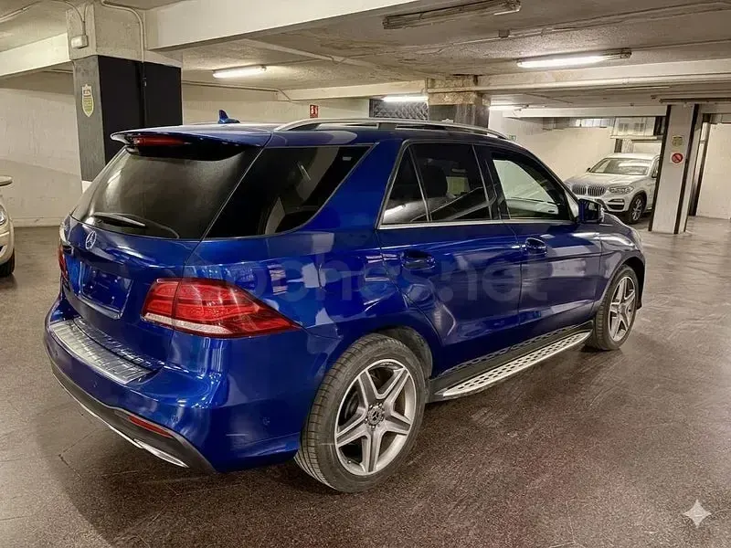 Usado Mercedes GLE250 204 CV (150 kW) 2018 Azul SUV