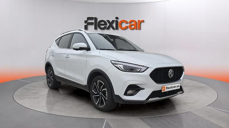 Usado MG ZS Luxury 111 HP (81 kW) 2023 Branco SUV