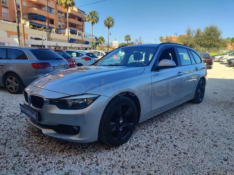 Usado BMW 318 143 CV (105 kW) 2014 Gris / plata Familiar
