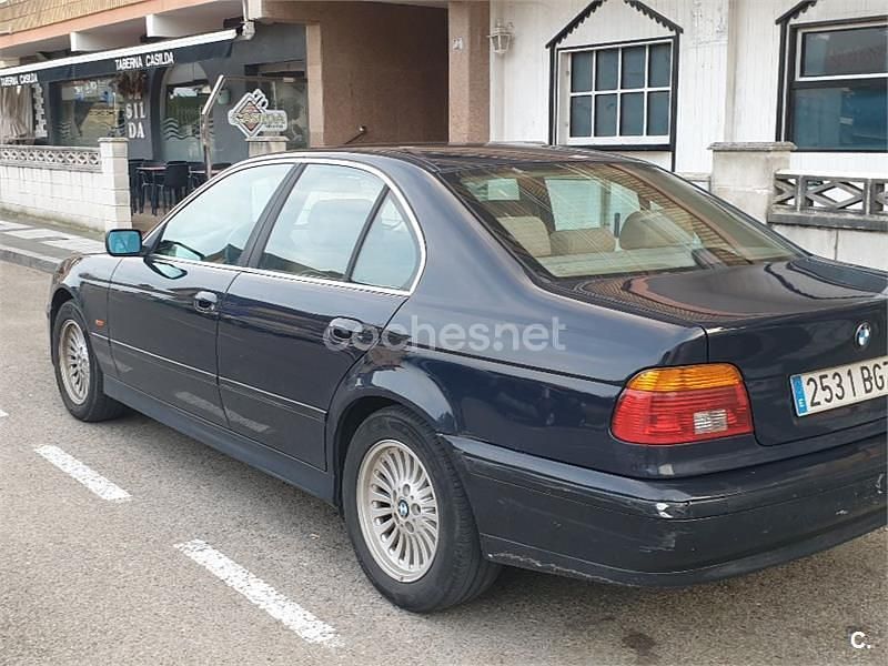 Usado BMW 530 184 CV (135 kW) 2001 Azul Berlina