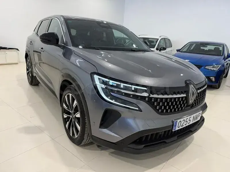 Usado Renault Austral Techno 200 CV (147 kW) 2023 Gris / plata SUV
