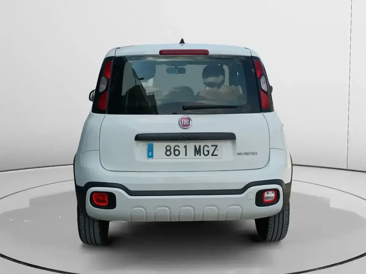 Usado Fiat Panda Cross Cross 70 CV (51 kW) 2023 Blanco Utilitario