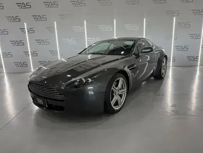 Usado Aston Martin Vantage 427 CV (314 kW) 2009 Gris Coupe