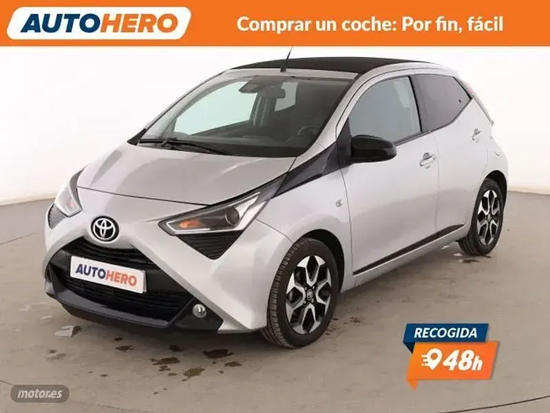 Usado Toyota Aygo X-wave 72 CV (52 kW) 2020 Utilitario