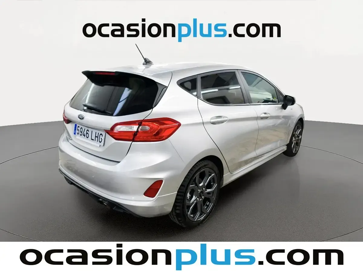 Usado Ford Fiesta ST-Line 140 CV (102 kW) 2020 Gris plata Utilitario