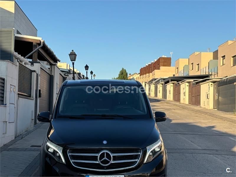 Negro Usado 2017 Mercedes V250 Avantgarde Monovolumen | 39.000 € (Precio justo) - Imagen 1/4