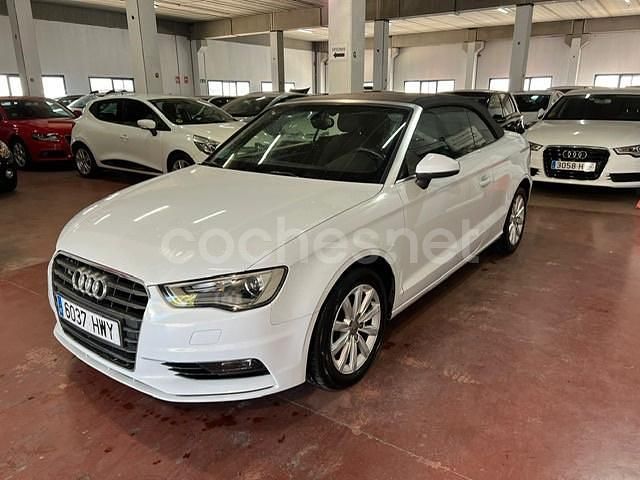 Usado Audi A3 Cabriolet Ambition 150 CV (110 kW) 2014 Blanco Descapotable