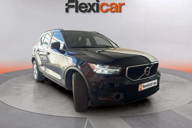 Negro Usado 2021 Volvo XC40 Momentum SUV | 22.590 € (Super precio) - Imagen 1/4