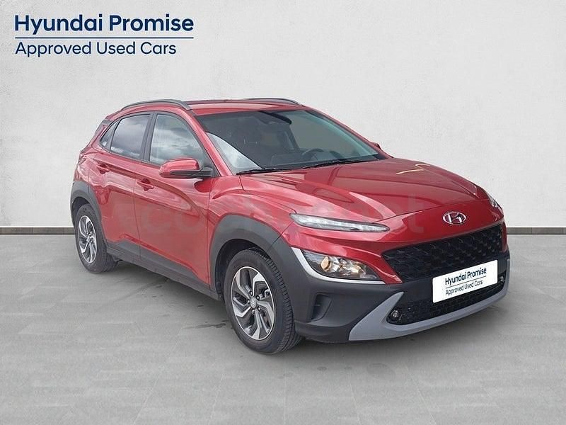 Usado Hyundai Kona 141 CV (103 kW) 2022 Granate SUV