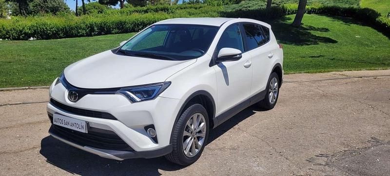 Blanco Usado 2016 Toyota RAV4 Advance SUV | 19.990 € (Precio justo) - Imagen 1/4