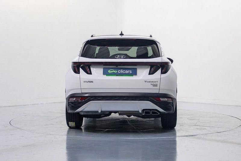 Usado Hyundai Tucson Style 136 CV (100 kW) 2022 Blanco SUV