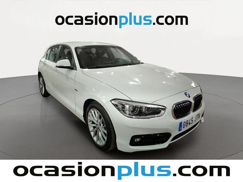 Usado BMW 118 Sport Line 136 CV (100 kW) 2016 Blanco Utilitario