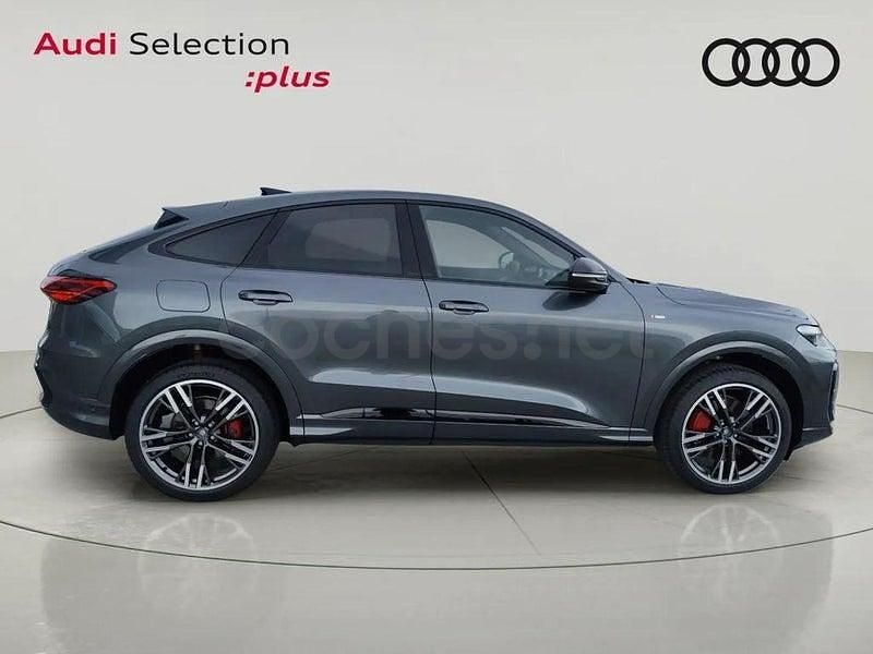 Nuevo Audi Q5 Sportback Sport 204 CV (150 kW) 2025 Gris / plata SUV