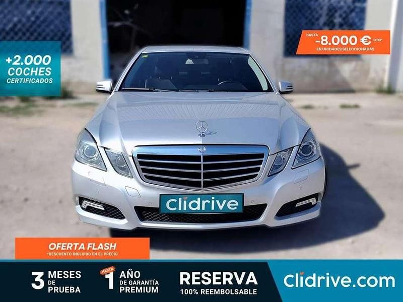 Gris Usado 2009 Mercedes E200 Avantgarde Berlina | 8190 € (Super precio) - Imagen 1/3