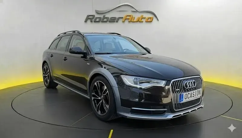 Usado Audi A6 Allroad 204 CV (150 kW) 2013 Negro Familiar
