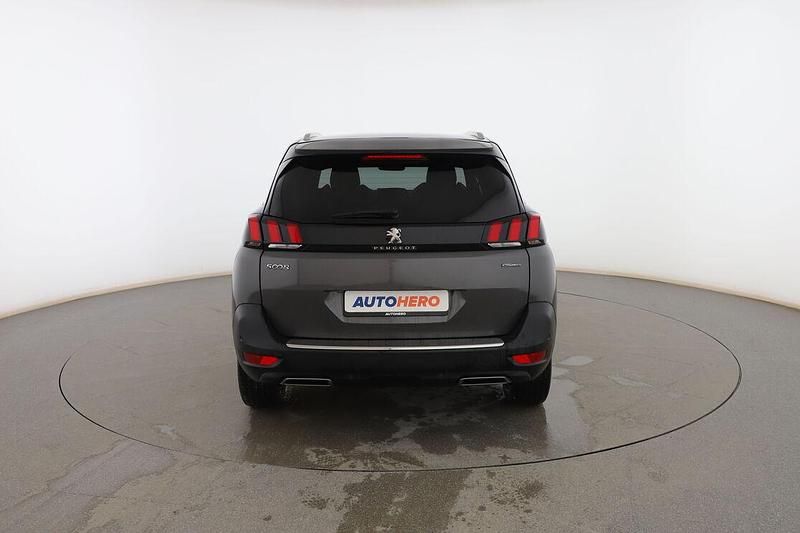 Usado Peugeot 5008 GT 131 CV (96 kW) 2019 Gris SUV
