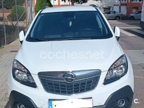 Blanco Usado 2014 Opel Mokka Selective SUV | 9999 € (Precio justo) - Imagen 1/4