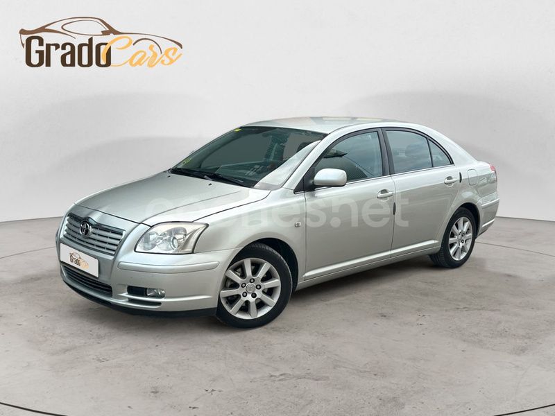 Beige Usado 2005 Toyota Avensis Sol Familiar | 5500 € - Imagen 1/4