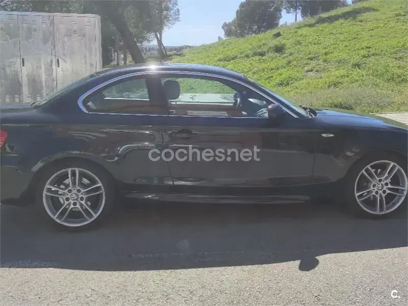 Usado BMW 120 Coupé 177 CV (130 kW) 2008 Negro Coupe