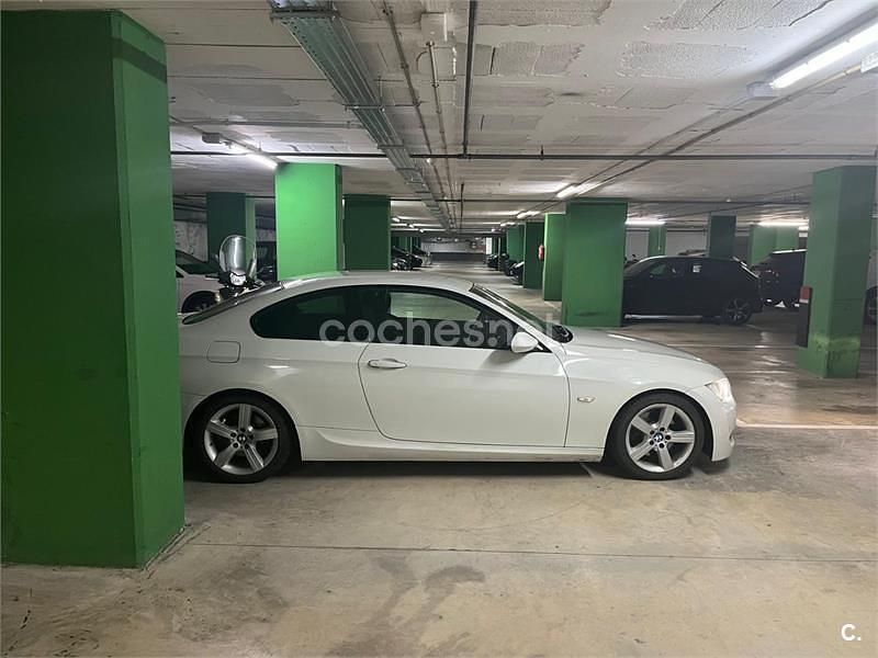 Usado BMW 325 218 CV (160 kW) 2008 Blanco Coupe