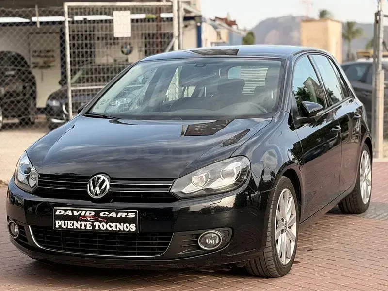 Usado VW Golf VII Advance 105 CV (77 kW) 2013 Negro Berlina