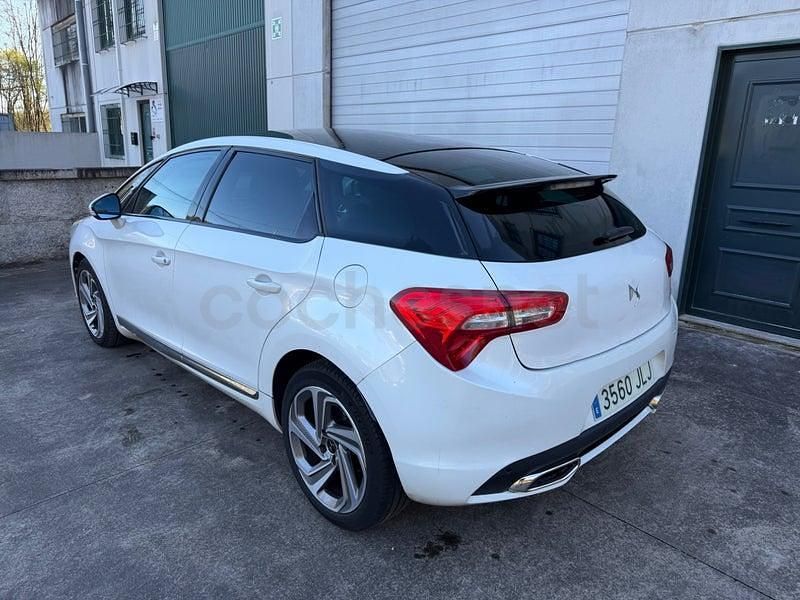 Usado DS Automobiles DS5 Style 150 CV (110 kW) 2016 Blanco Utilitario