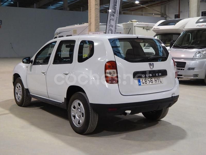 Usado Dacia Duster Ambiance 109 CV (80 kW) 2014 Blanco SUV