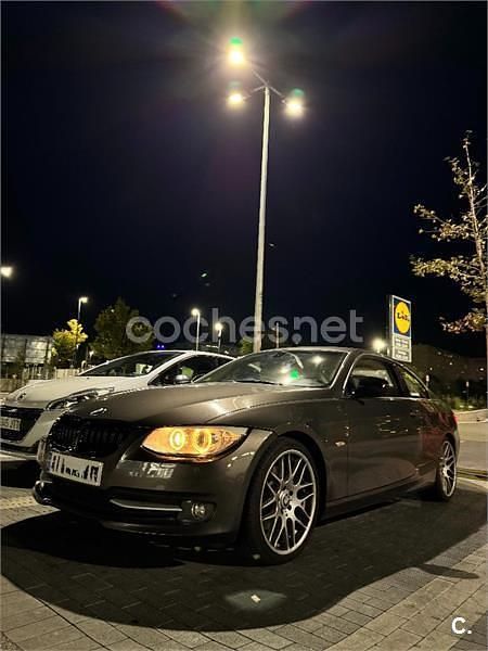Marrón Usado 2010 BMW 330 Coupe | 13.000 € (Precio justo) - Imagen 1/4