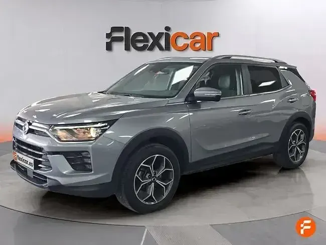 Usado SsangYong Korando 149 CV (109 kW) 2024 Gris SUV