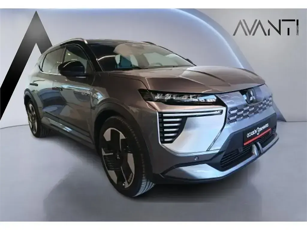 Usado Mitsubishi Eclipse 161 kW (220 CV) 2025 Gris SUV