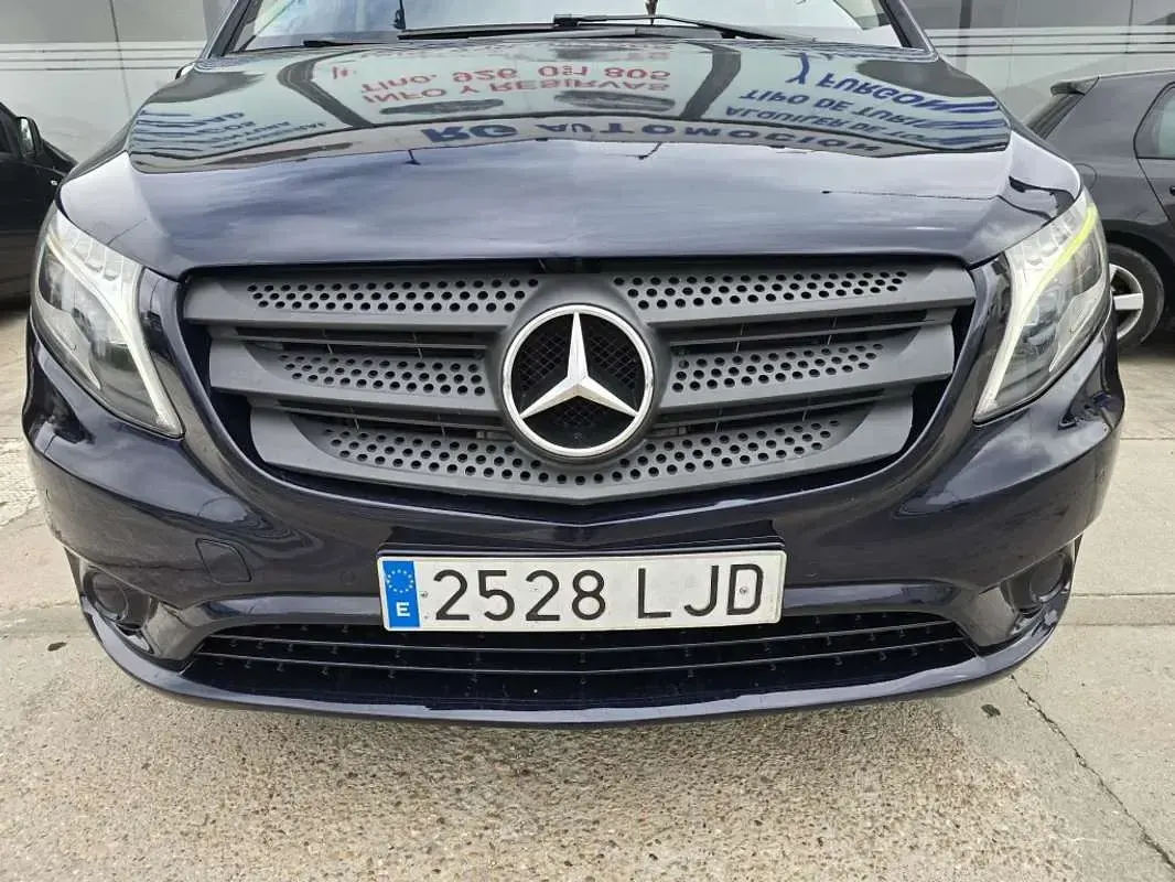 Usado Mercedes Vito 163 CV (119 kW) 2020 Azul Van