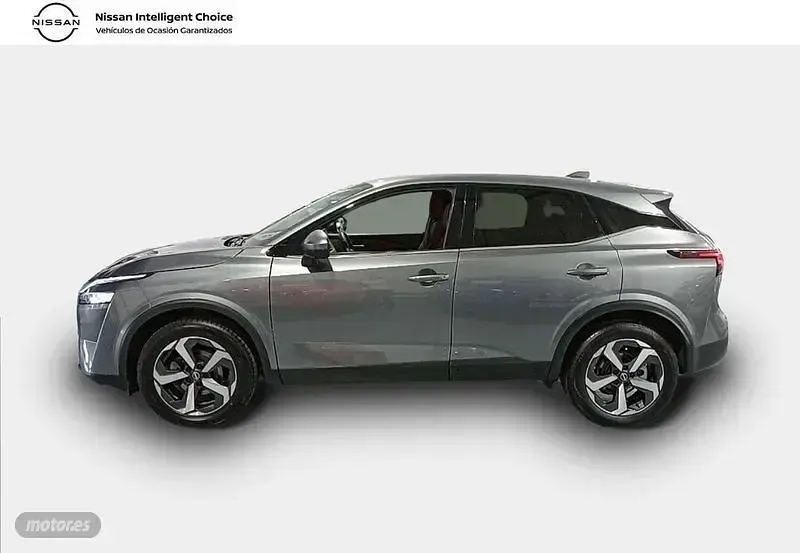 Usado Nissan Qashqai N-Connecta 140 CV (102 kW) 2023 Gris / plateado SUV