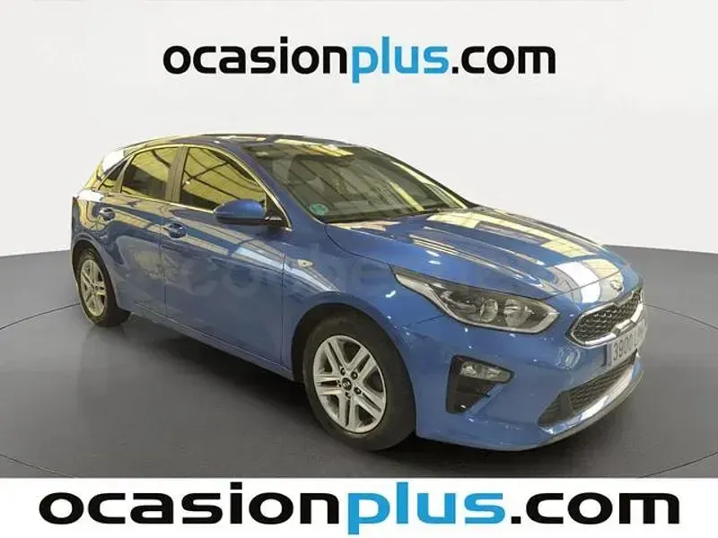 Usado Kia Ceed 120 CV (88 kW) 2021 Azul Utilitario