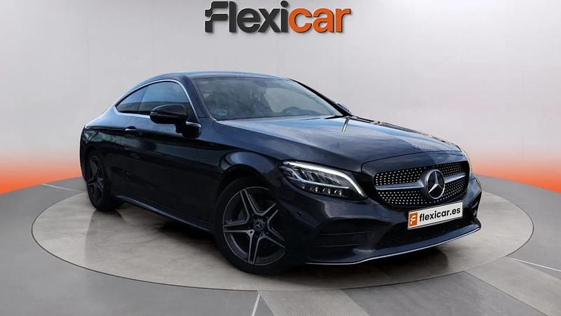 Usado Mercedes C220 170 HP (125 kW) 2018 Azul Coupé