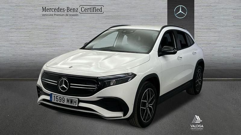 Blanco Usado 2024 Mercedes EQA300 AMG line SUV | 52.900 € - Imagen 1/4