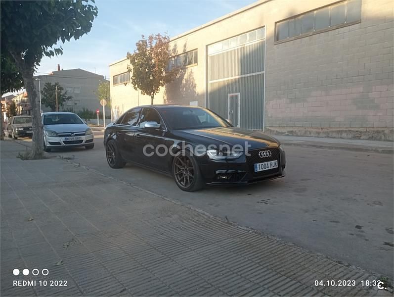 Usado Audi A4 143 CV (105 kW) 2012 Negro Berlina