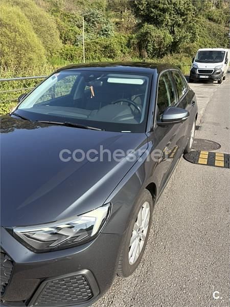 Usado Audi A1 Sportback 116 CV (85 kW) 2019 Gris / plata Utilitario