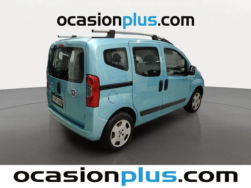 Usado Fiat Qubo Lounge 95 CV (69 kW) 2018 Verde Monovolumen