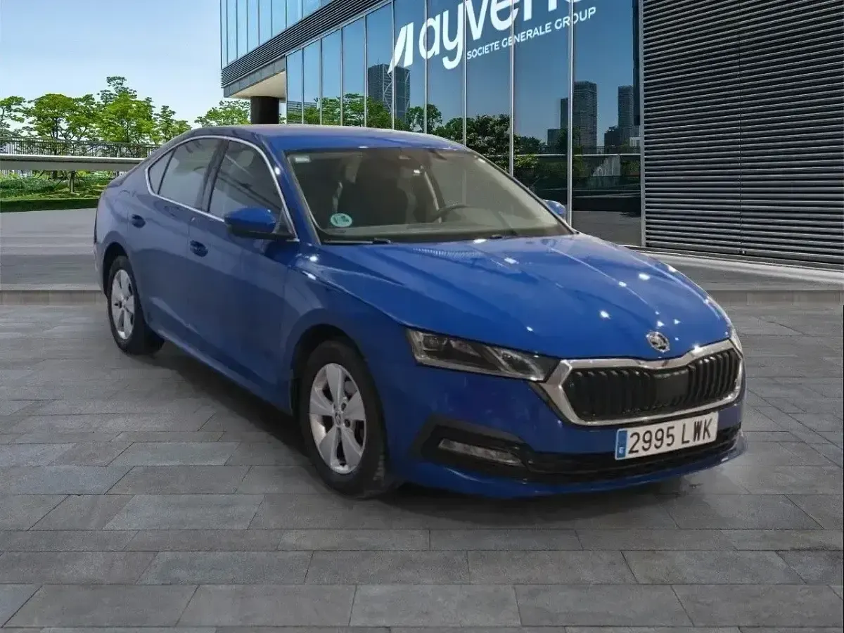 Usado Skoda Octavia Ambition 116 HP (85 kW) 2022 Azul Citadino